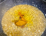 Foto del paso 4 de la receta: Tortiglioni en salsa de curry con langostinos