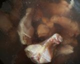 Foto langkah ke 2 dari resep Sup Ayam Kacang Merah.