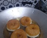 Foto langkah ke 7 dari resep Donat maizena.