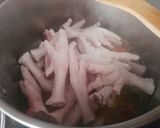 Foto del paso 2 de la receta Patitas de pollo o gallina estofadas