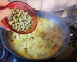 Foto del paso 4 de la receta: Paella de Mariscos y Hongos Shiitake