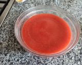 Foto del paso 4 de la receta: Tarta de fresa sin horno