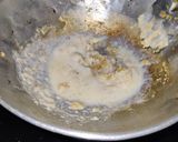 A picture of step 5 of Italian white sauce pasta.