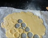 Foto del paso 2 de la receta: Alfajores de nieve rellenos de dulce de leche