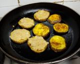 A picture of step 4 of Stuffed baigan bhaja.