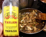 Foto del paso 11 de la receta: Jaiba Azul Chili Crab Thai Style en salsa cremosa de huevo