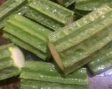 A picture of step 1 of Torai chilka chutney (Ridge gourd skin chutney).
