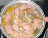 Foto langkah ke 6 dari resep Sup sosis.
