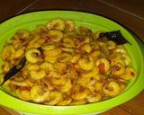 Foto langkah ke 5 dari resep Udang bumbu kuning pedas.