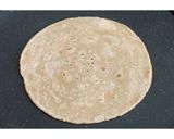 A picture of step 5 of Plain Paratha.