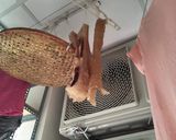 Hình bước làm 2 của món Thịt ba chỉ treo điều hòa