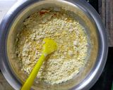 A picture of step 2 of Pithla And Jowar Bhakhri.