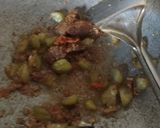 Foto langkah ke 5 dari resep Tumis teri pedas.