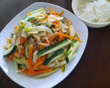 Hình bước làm 2 của món Rau xào tam sắc (món chay)