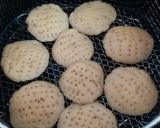 A picture of step 5 of Air Fryer Mathri.