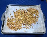 Foto del passaggio 5 della ricetta Ceci croccanti al rosmarino