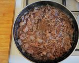 A picture of step 3 of Steak & Ale Pie.