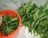 Foto langkah ke 1 dari resep Tumis kangkung terasi.