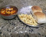 મીકસ કઠોળ મીસલ પાઉ (Mix pulses Misal Recipe In Gujarati) રેસીપી સ્ટેપ4ફોટો