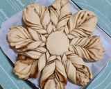 Hình bước làm 1 của món Bánh mì bông tuyết ❄ Star Cinnamon Bread 🌟