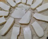 Foto del paso 1 de la receta: Menú fácil - pizza con provolone y algo más