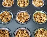 A picture of step 7 of Peanut Butter Cheerio Breakfast Cups.