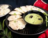 A picture of step 7 of Bottle Gourd Idli.