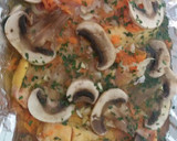 Foto del paso 4 de la receta: Alitas de pollo con verduras al horno