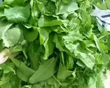 A picture of step 1 of Sarson ka saag.