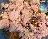 A picture of step 2 of Tuna avocado "Goma-ae" salad.