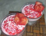 A picture of step 5 of Strawberry Frozen yogurt.