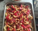 2005. Egyszerű tepsis hús és köret 😋 recept fázis 2 fotója