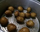 Foto langkah ke 1 dari resep Stik Kentang Keju.