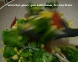 Foto langkah ke 4 dari resep Tumis jagung brokoli baso.