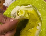 A picture of step 2 of Labneh w zeit/olive oil.