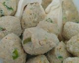 Foto langkah ke 4 dari resep Bakso Ayam Sayur Mpasi BLW 7+.