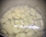 Foto del paso 3 de la receta: Pollo relleno con guarnición