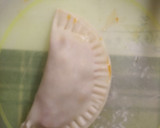 Foto del paso 3 de la receta: Empanadillas de tomate y atún 🥟🥟🍅+🍚