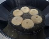 Foto langkah ke 6 dari resep Donat Singkong.