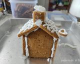 Foto langkah ke 6 dari resep Gingerbread house.