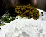 A picture of step 1 of Leftover dal paratha.