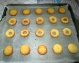 Foto del passaggio 4 della ricetta Biscottini sandwich con confettura