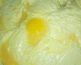 A picture of step 4 of Fluffy cakes.