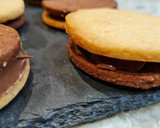 Foto del paso 11 de la receta: Galletas de avellana y chocolate rellenas de Nutella
