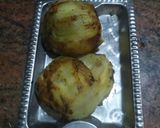 A picture of step 2 of Baigan ka bharta.