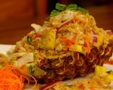 A picture of step 5 of Pineapple fried rice.