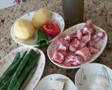 Foto del paso 1 de la receta: Guiso de falda de cordero con patatas y judías