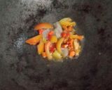 Foto langkah ke 2 dari resep Indomie aci nyemek.