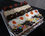 Foto langkah ke 4 dari resep Bolu Potong.