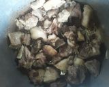 A picture of step 1 of Mbuzi Ulaya Fry with Honey.
